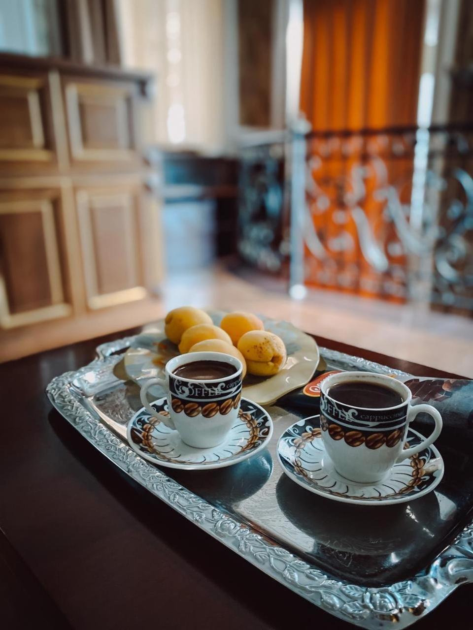 Royal Renaissance Hotel Erévan Extérieur photo