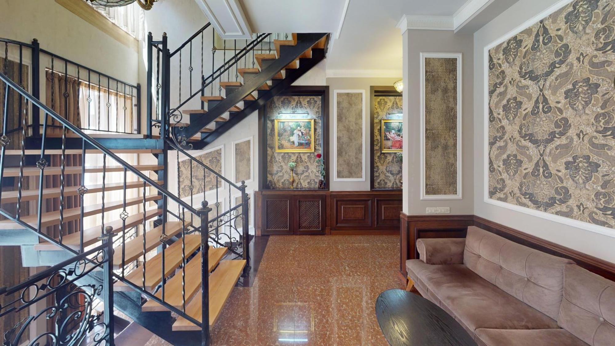 Royal Renaissance Hotel Erévan Extérieur photo